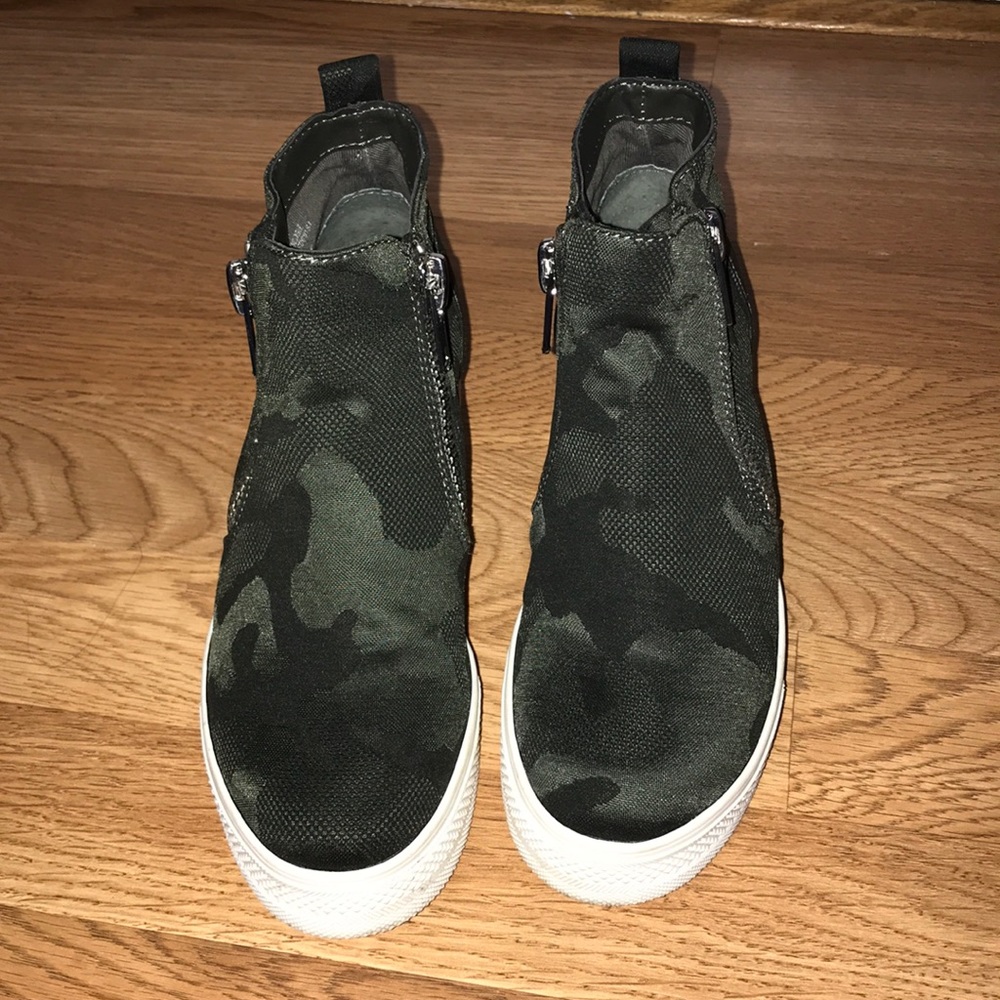 Steve Madden Camo Wedgie Sneakers